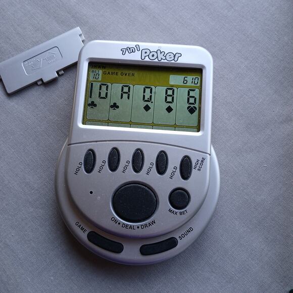 Mega Screen Electronic 7in1 Poker Handheld Game batteries not included (2 AAA) - Picture 4 of 8